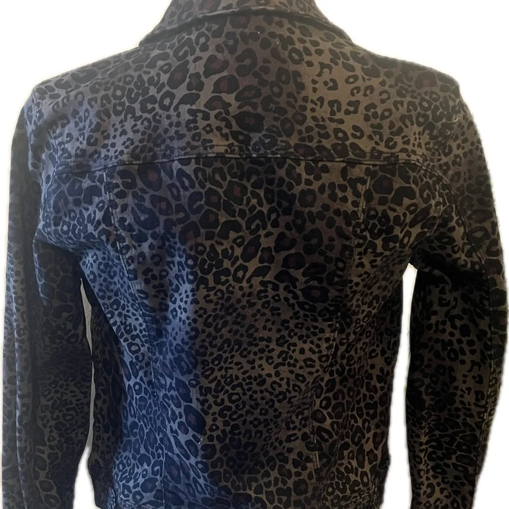 Animal print Button down jacket - Picture 12 of 15